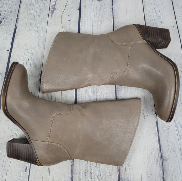LUCKY BRAND | Emberleigh smooth leather midcalf  slip-on heeled boots - Picture 2 of 9